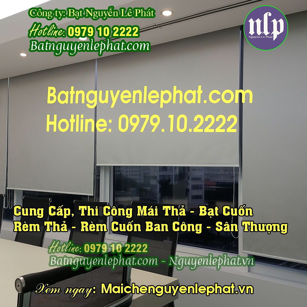 Bạt rèm cuốn che nắng mưa cửa sổ ban công sân thượng Bạt rèm cuốn che nắng mưa cửa sổ ban công sân thượng