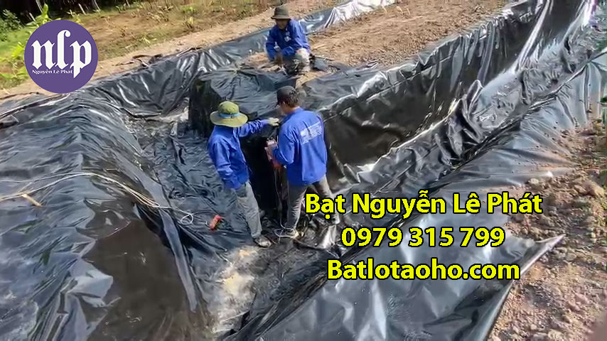 Bạt nhựa lót hồ nuôi cá HDPE – Bảng giá bạt đen HDPE lót ao hồ cá