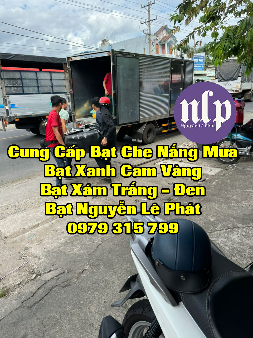 Bạt xanh cam mỏng, nhẹ, dẻo dai thường dùng để che nắng mưa