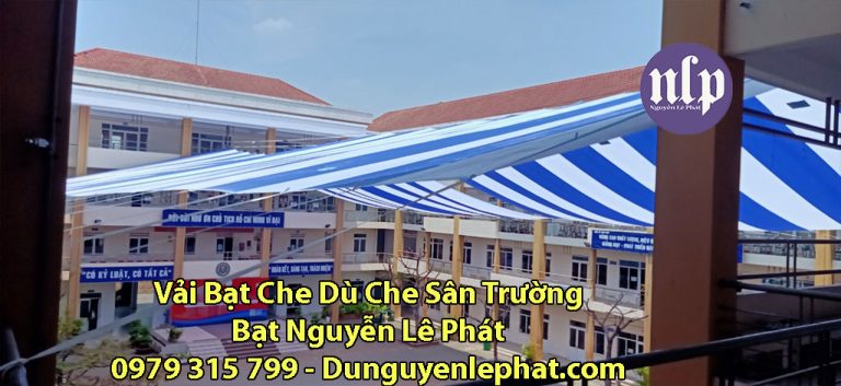 Dù che nắng sân trường học