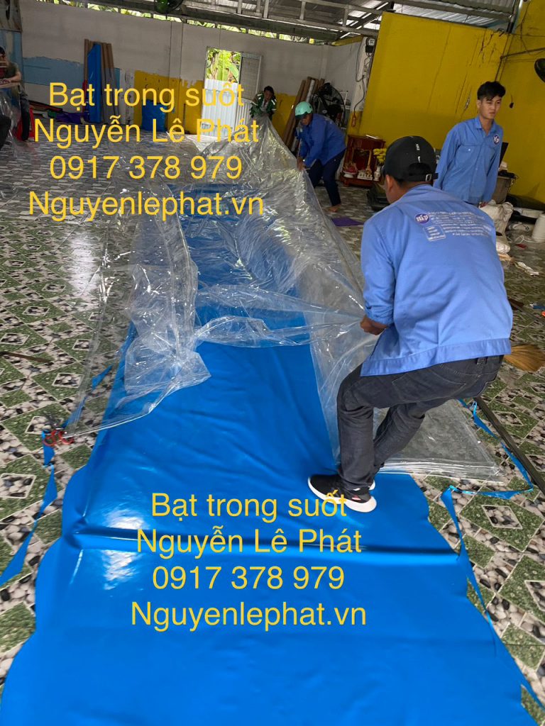 Bạt Nhựa Trong Suốt Che Nắng Mưa Ngoài Trời