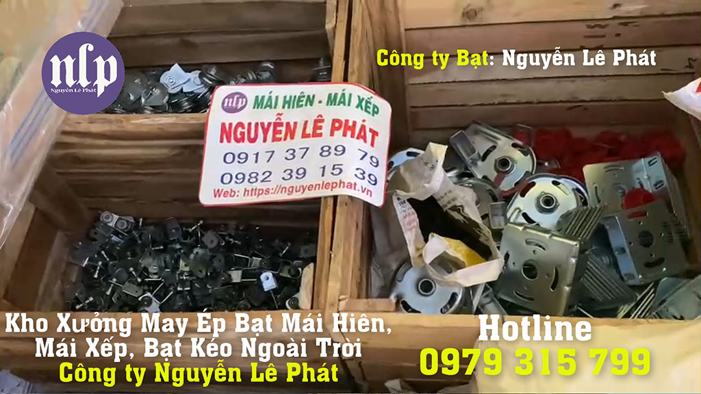 Cung cấp linh phụ kiện mái hiên mái xếp tại Bến Tre